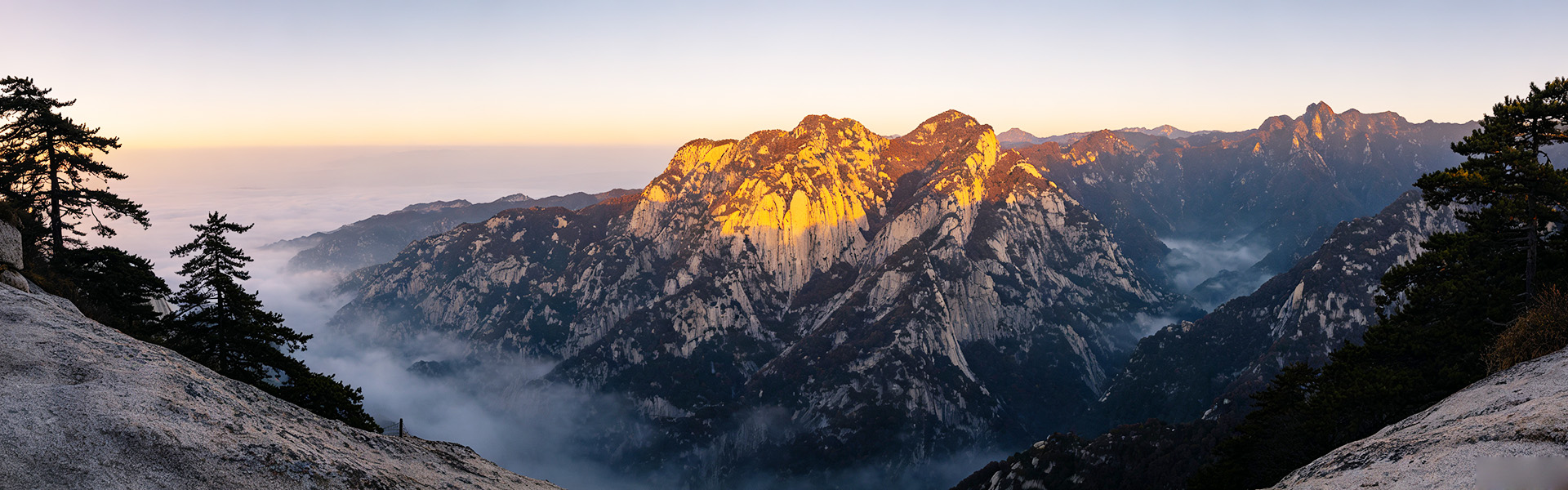1 Day Xi'an Huashan Mountain Group Tour